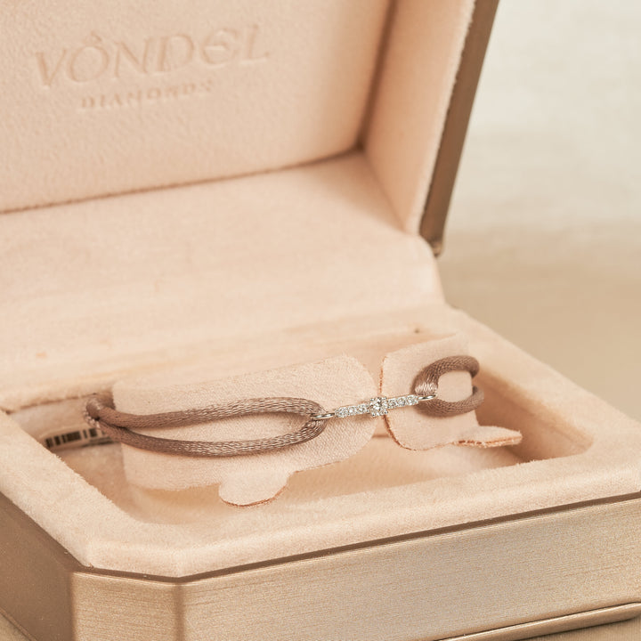 Armband DIAMOND ROW Rond Briljant met Satijnenkoord - 18K goud - 0,13 ct