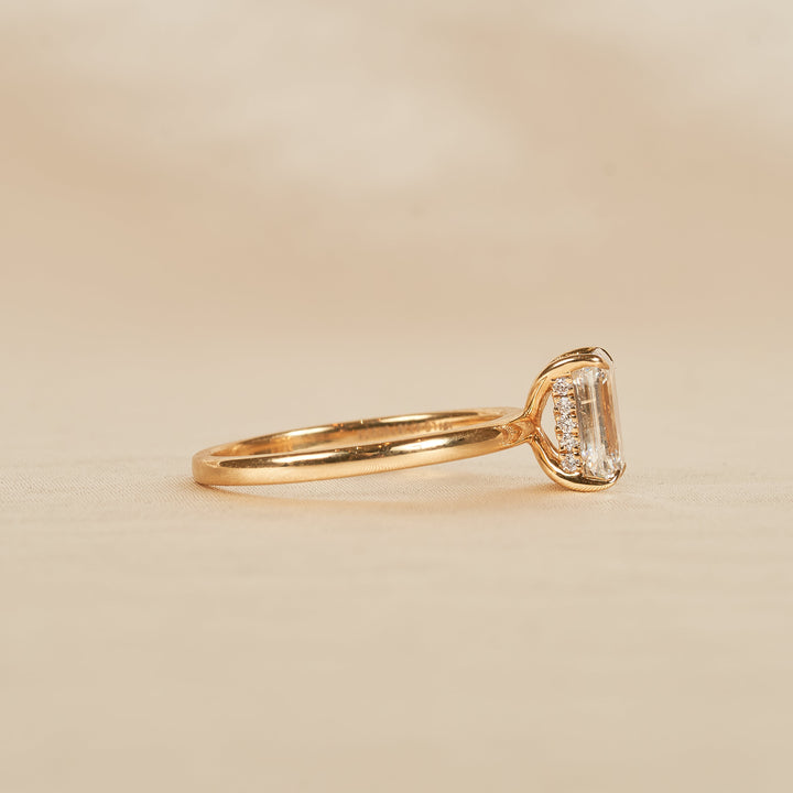 Solitaire Emerald Diamanten Ring met Hidden Halo - 18K Geelgoud - 1,57 ct