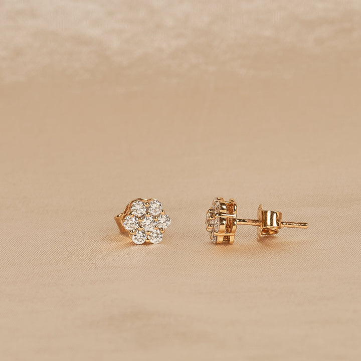 Flora - In Stock - Small Cluster Lab Grown Diamond Flower Stud Earrings - 18K Yellow Gold - 0,51 ct