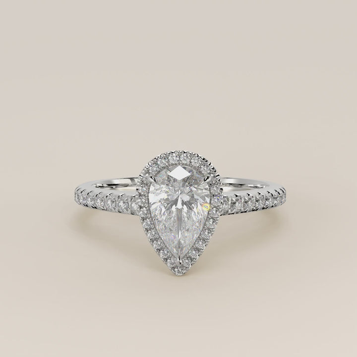 Rosie – Birnenförmiger Halo-Ring mit im Labor gezüchtetem Diamanten und Pavé-Fassung