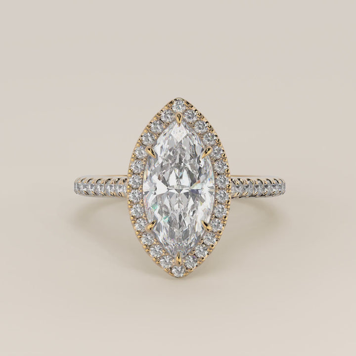 Verlovingsring marquise lab grown diamant met halo en pave band, geelgoud