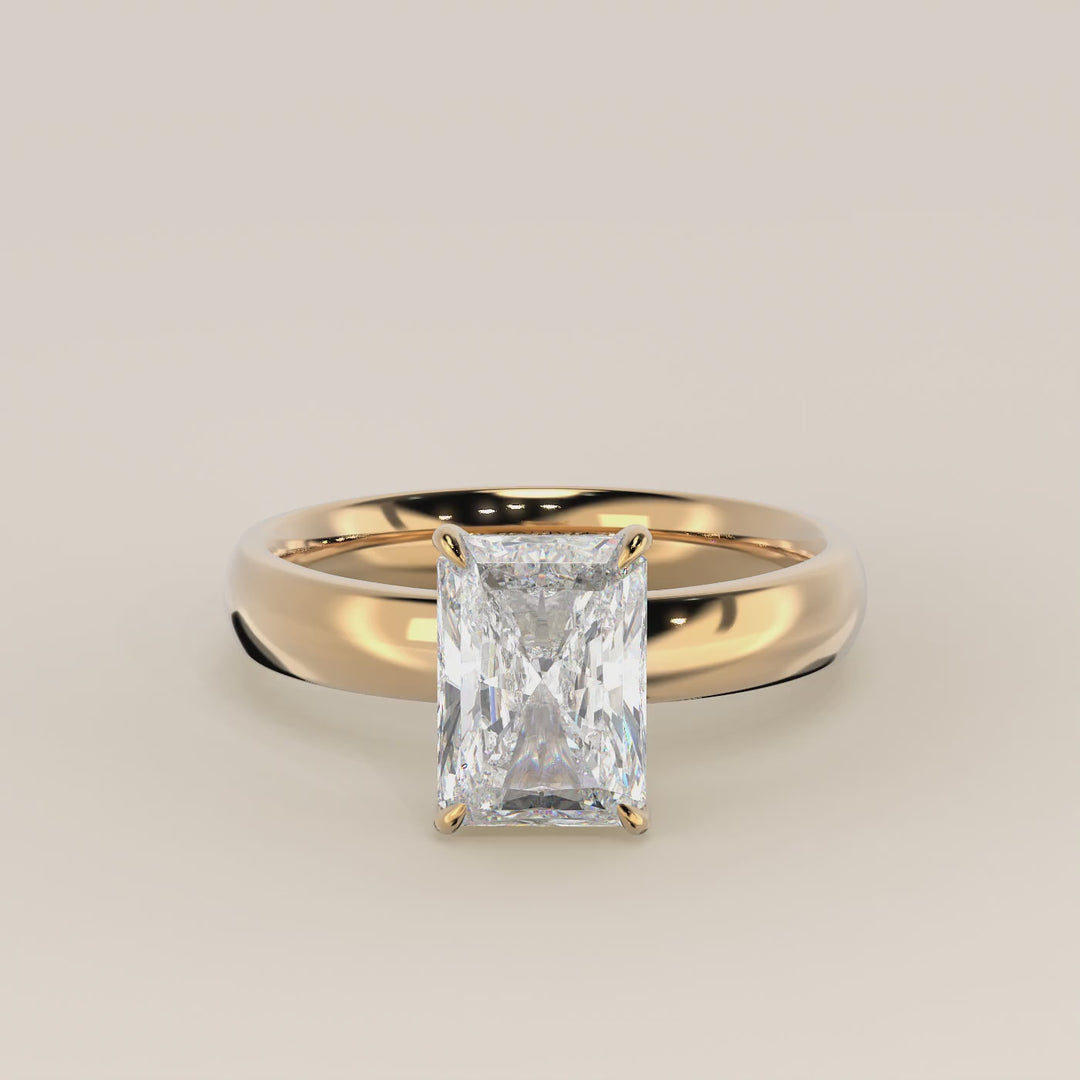 Verlovingsring radiant lab grown diamant met brede band en hidden halo, geelgoud