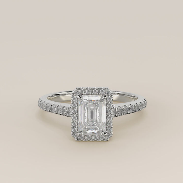 Rosie – Ovaler Halo-Ring mit im Labor gezüchtetem Diamanten und Pavé-Fassung