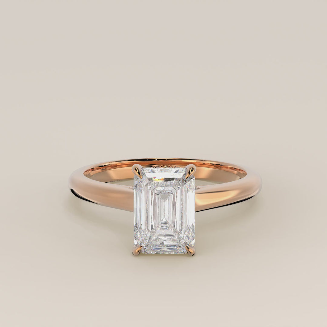 Verlovingsring emerald lab grown diamant met cathedral setting, hidden halo en diamond bridge, rosegoud