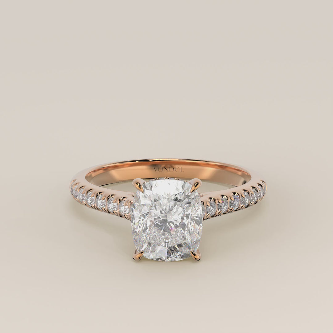 Verlovingsring elongated cushion lab grown diamant met pave band, hidden halo en diamond bridge, rosegoud