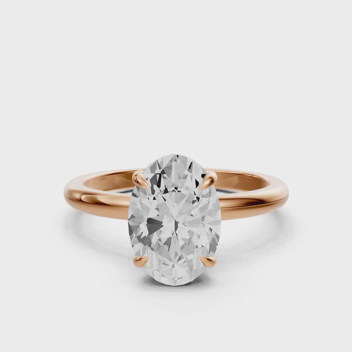Lisa - Solitaire Oval Ring met Hidden Halo