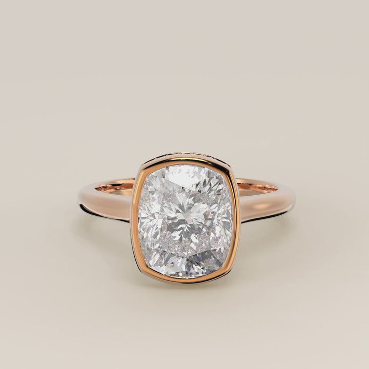 Zaar - Elongated Cushion Lab Grown Diamond Ring Solitair with Bezel Setting, Cathedral Setting and Hidden Halo