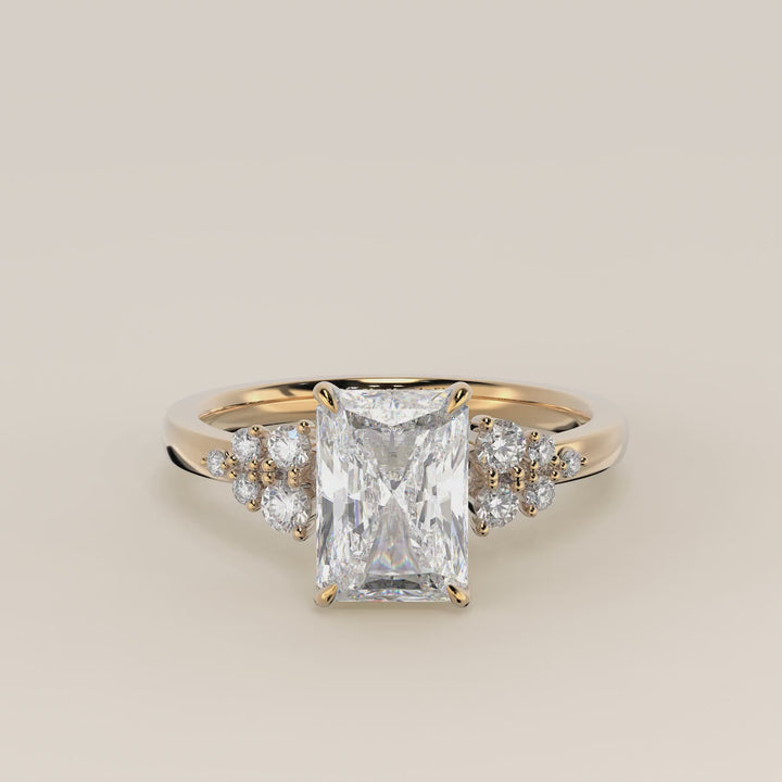 Verlovingsring radiant lab grown diamant met snowdrift en hidden halo, geelgoud