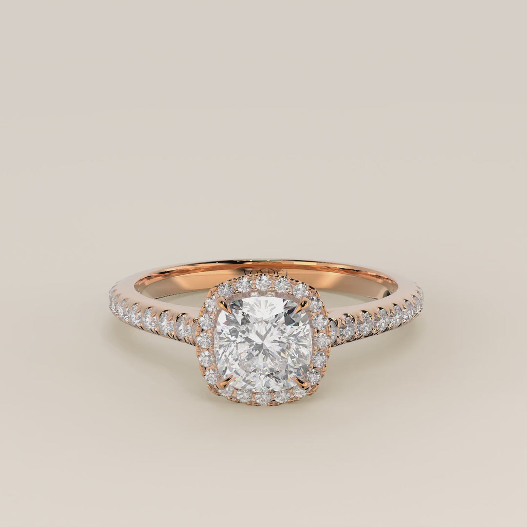 Bague Rosie - Diamants de laboratoire sertis halo coussin et anneau pavé