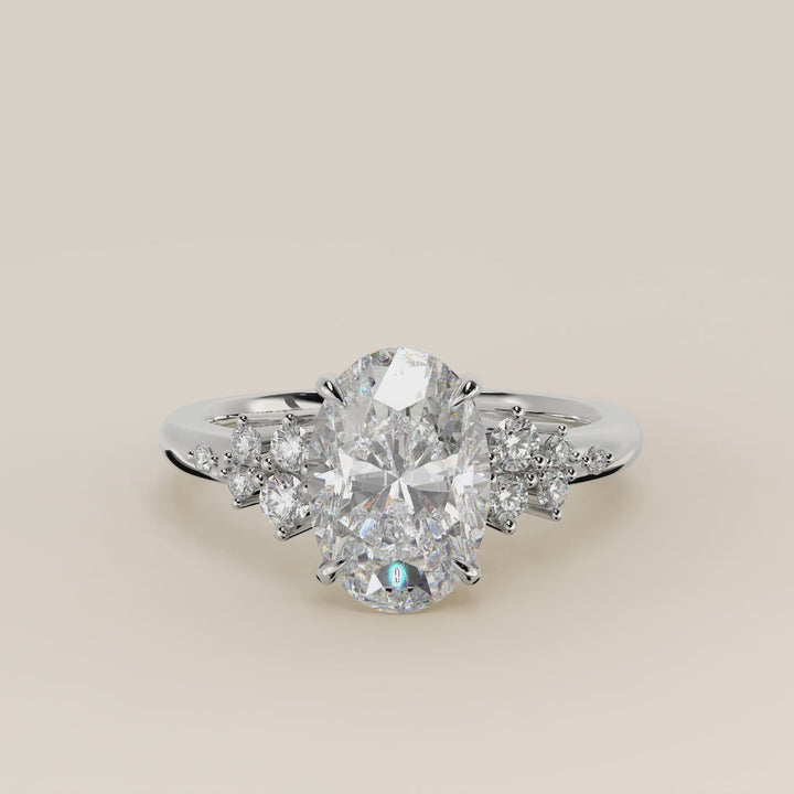 Verlovingsring ovaal lab grown diamant met hidden halo en lage zetting, witgoud