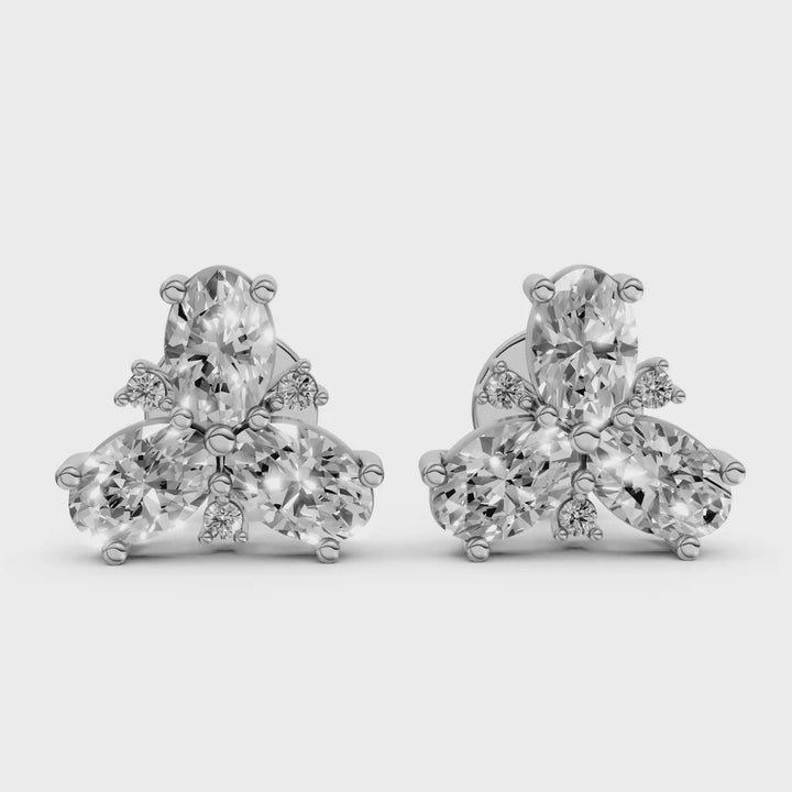 Oval Trilogy Stud Oorbellen - 18K Witgoud - 2,26 ct