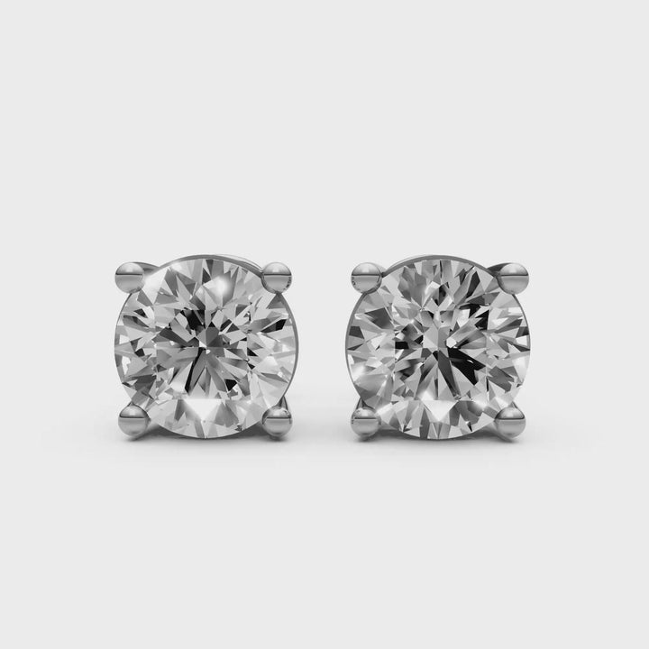 Rond Briljant Stud Oorbellen, Basketzetting - 18K Witgoud - 3,13 ct