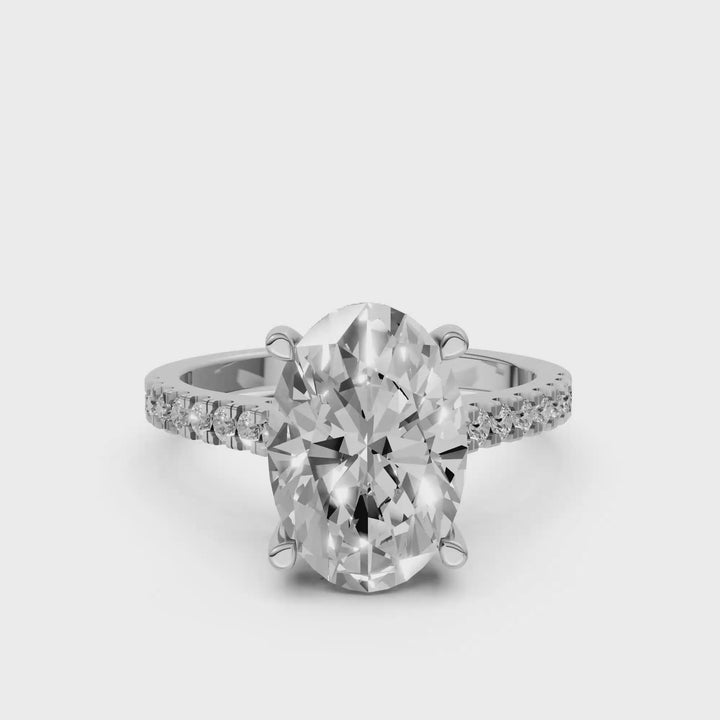 Oval Solitair Hidden Halo Met Pave Band