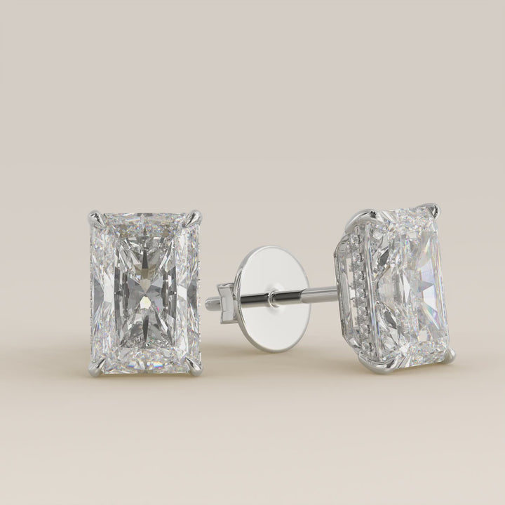 Stud oorbellen radiant lab grown diamant met hidden halo, witgoud