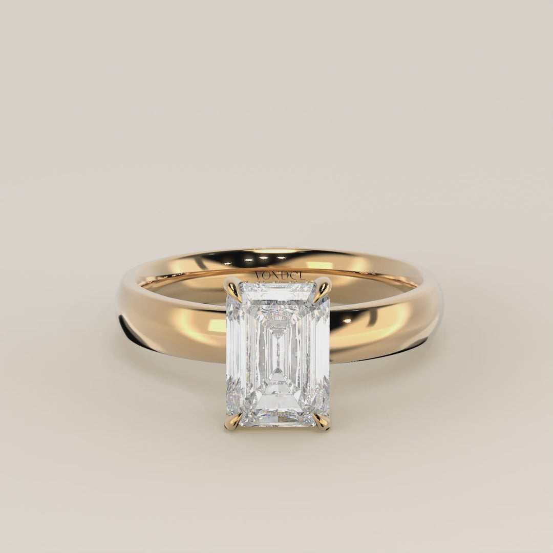 Verlovingsring emerald lab grown diamant met brede band en hidden halo, geelgoud