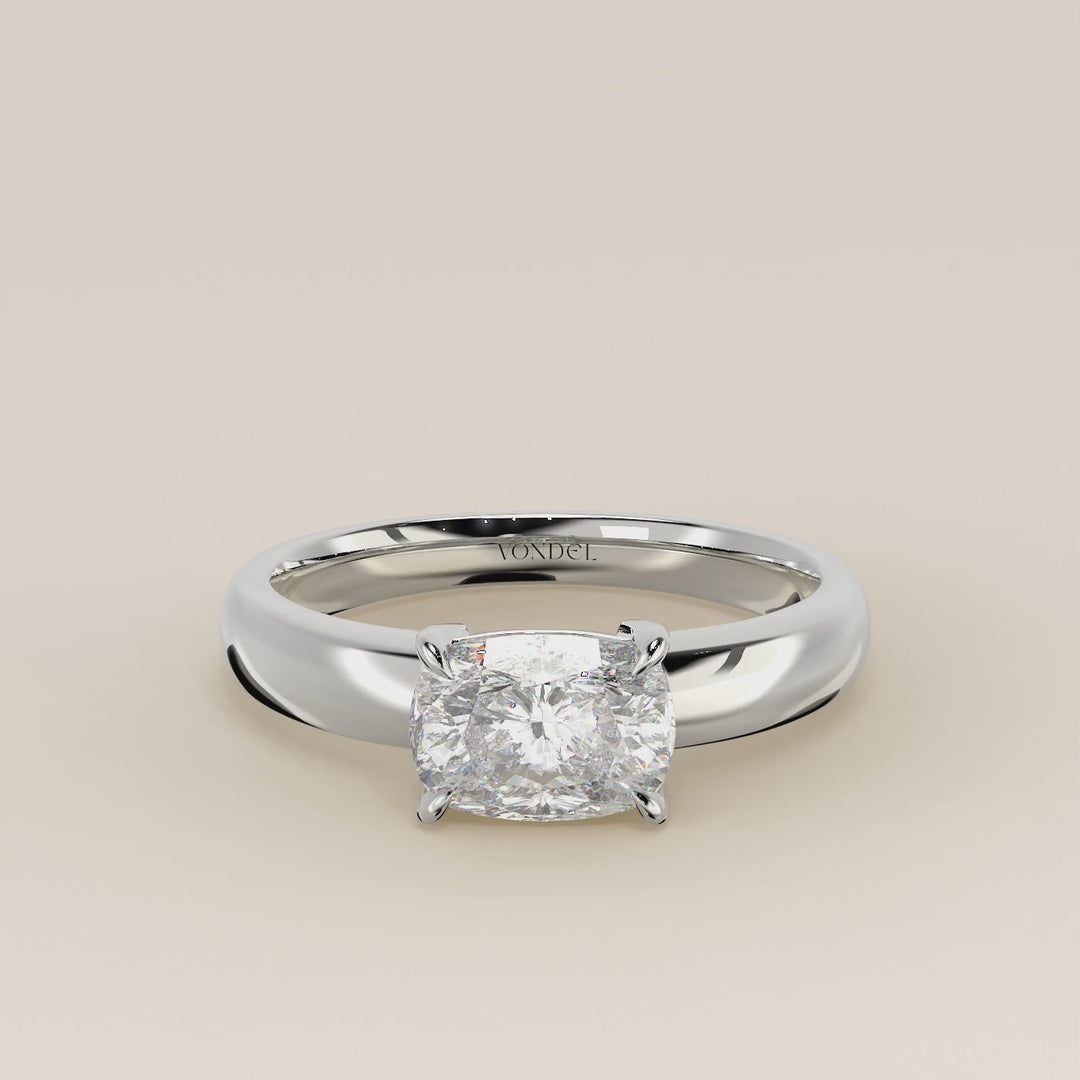 Joan - Anillo de diamantes cultivados en laboratorio, talla cojín alargada, con banda ancha.
