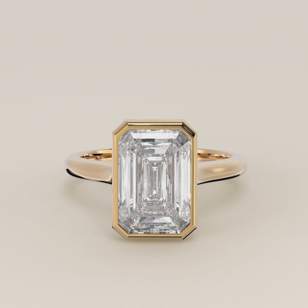 Zaar - Emerald Lab Grown Diamond Ring Solitair with Bezel Setting, Cathedral Setting and Hidden Halo