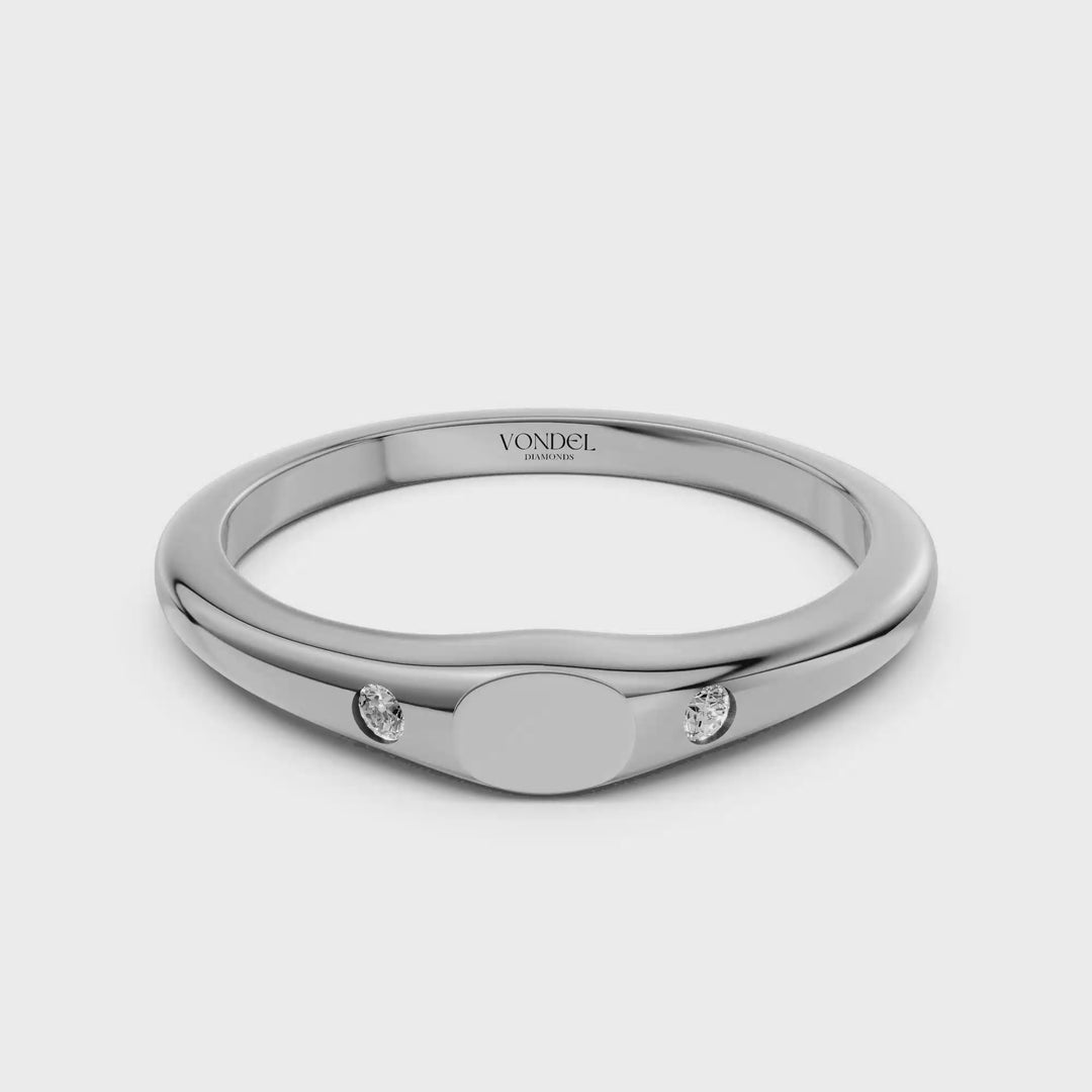 Pink Mini Zegelring met Initiaal Gravering en Diamantjes - 0,02 ct