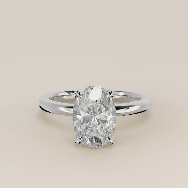 Verlovingsring ovaal lab grown diamant met petal prongs, witgoud