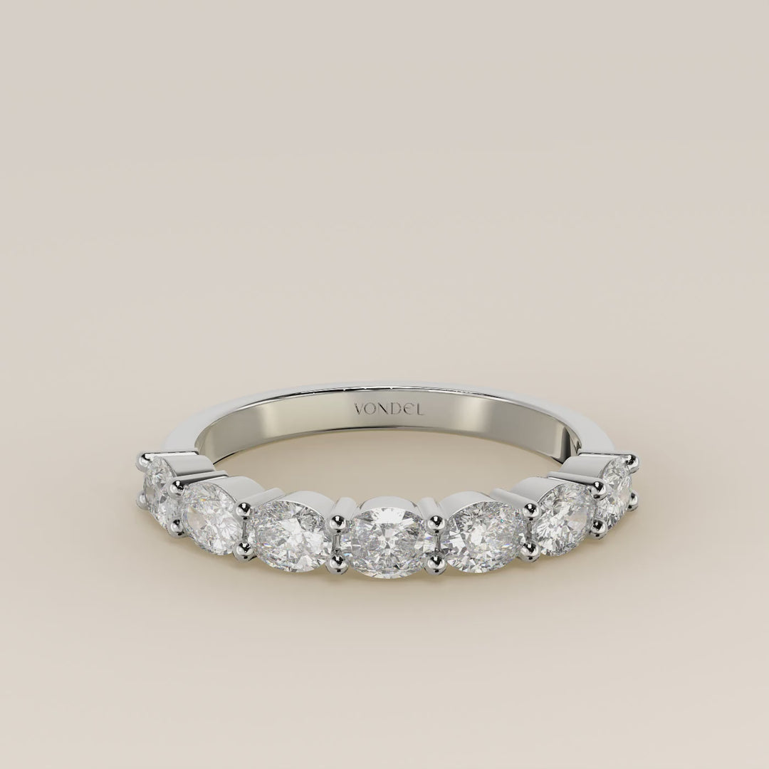 Rijring ovaal lab grown diamant east to west half gezet, witgoud