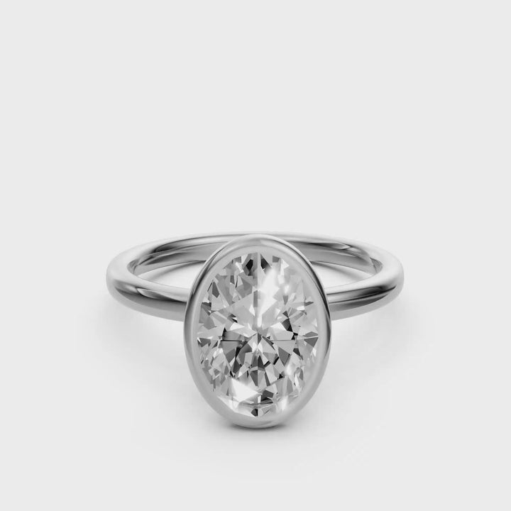 Oval Solitaire Ring met Bezelzetting