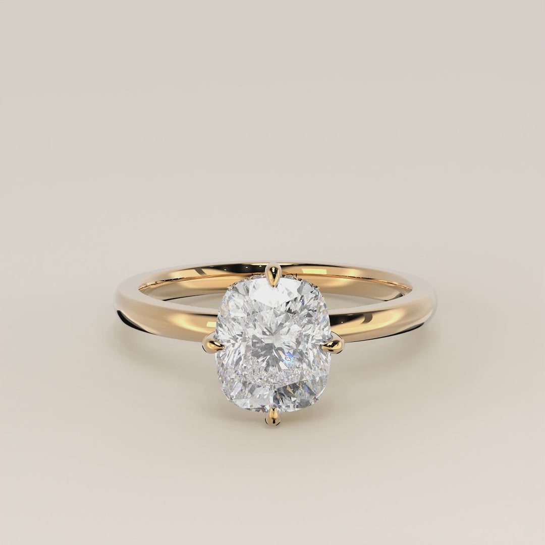 Camila - Elongated Cushion Lab Grown Diamond Ring Solitair with Compass Prongs and Hidden Halo (kopie)