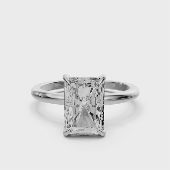Rosie - Solitaire Radiant Ring met Hidden Halo