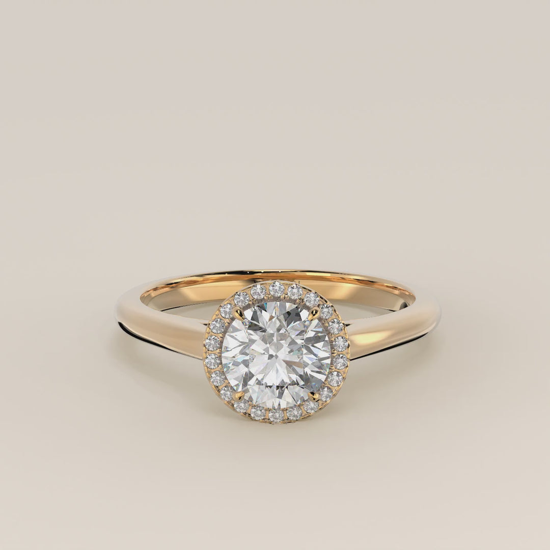 Verlovingsring rond halo lab grown diamant met cathedral en hoge zetting, geelgoud