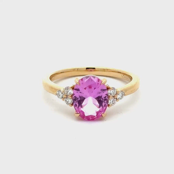 Pink Sapphire 2 ct Oval Ring met Diamant  - 18K Geelgoud