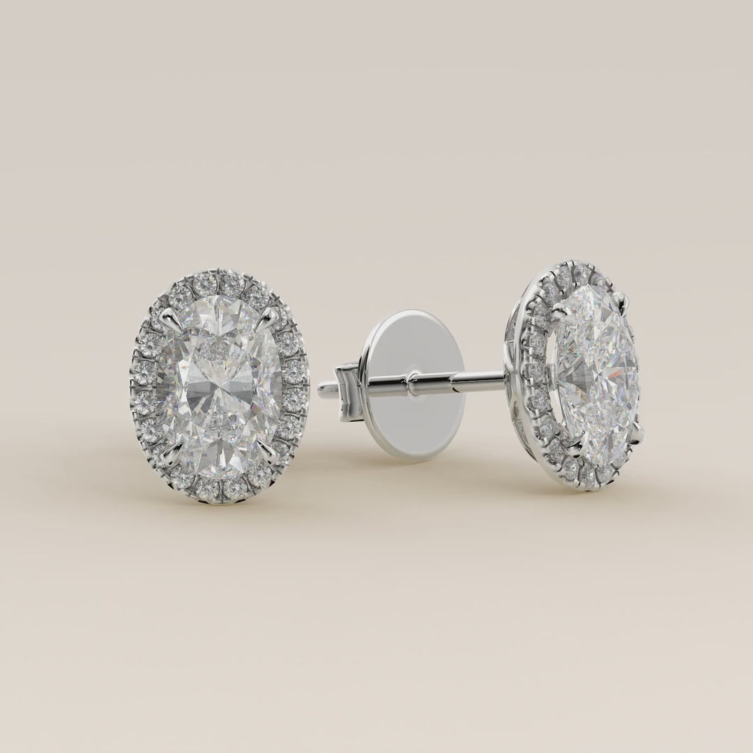Stud oorbellen halo ovaal lab grown diamant, witgoud