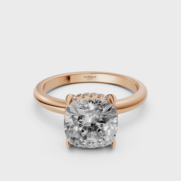 Cushion Solitair met Hidden Halo - 18K Goud - 2,32 ct