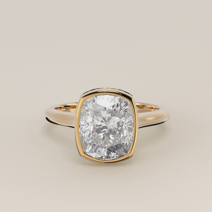 Zaar - Elongated Cushion Lab Grown Diamond Ring Solitair with Bezel Setting, Cathedral Setting and Hidden Halo