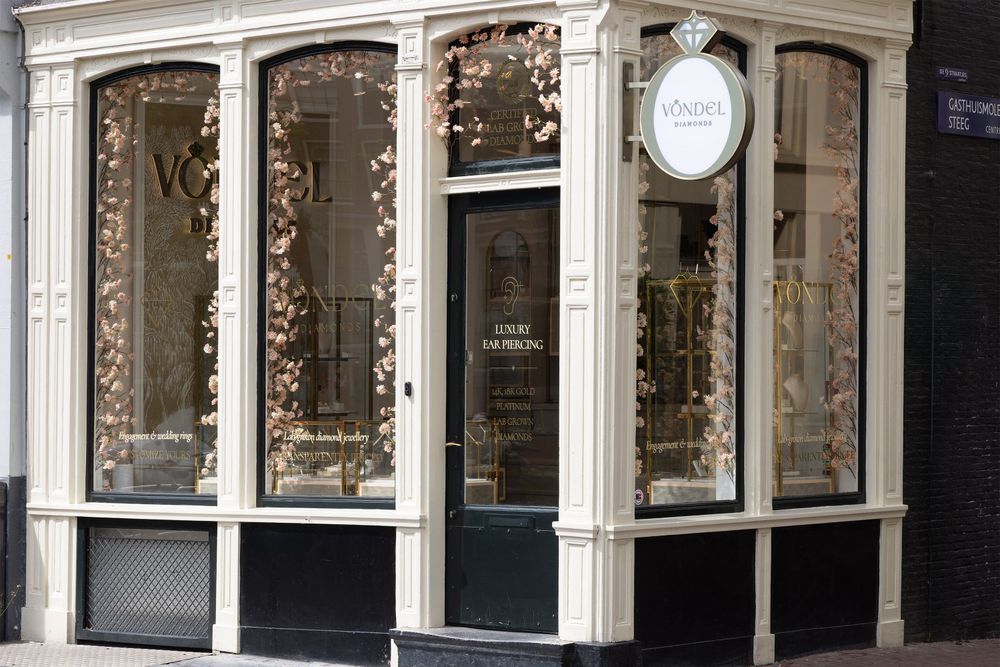 Facade of the Vondel Diamonds boutique on the Singel, Amsterdam